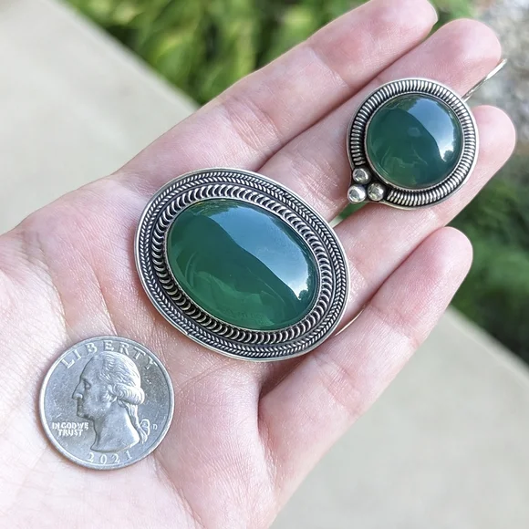 Vintage sterling silver brooch and earring set 925 green stone circle oval - Picture 2 of 6